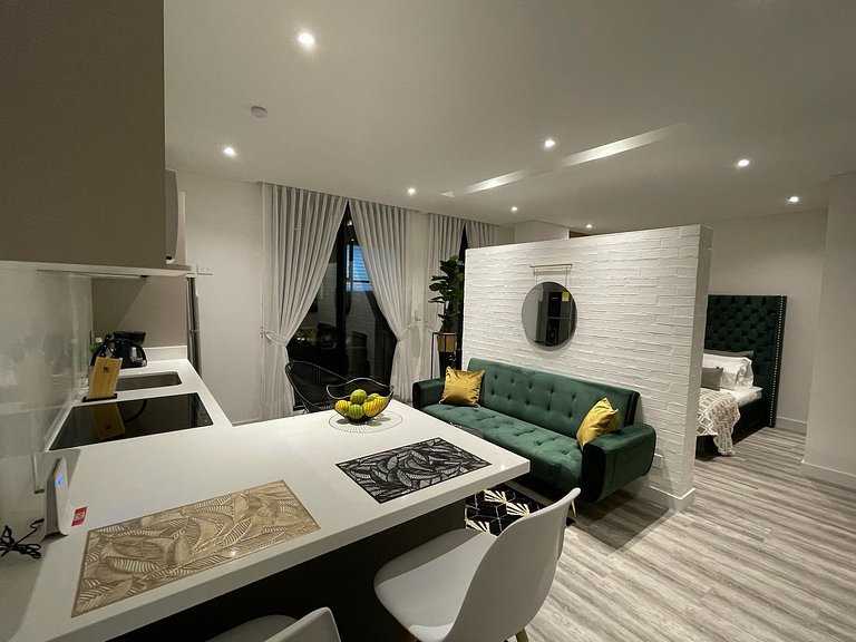 Cozy 1BR loft with balcony and views in Chicó