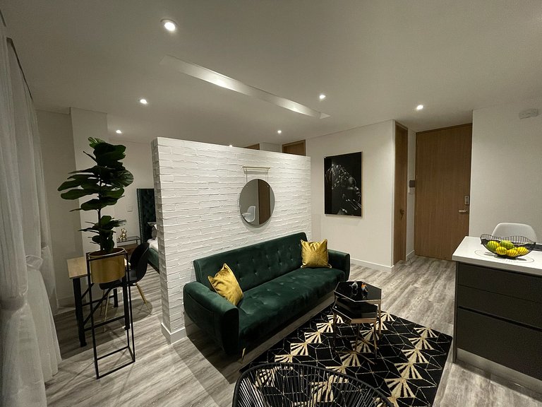 Cozy 1BR loft with balcony and views in Chicó