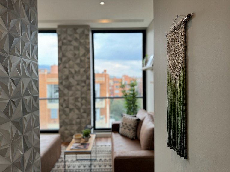Family 2BR apartment with balcony in Chicó