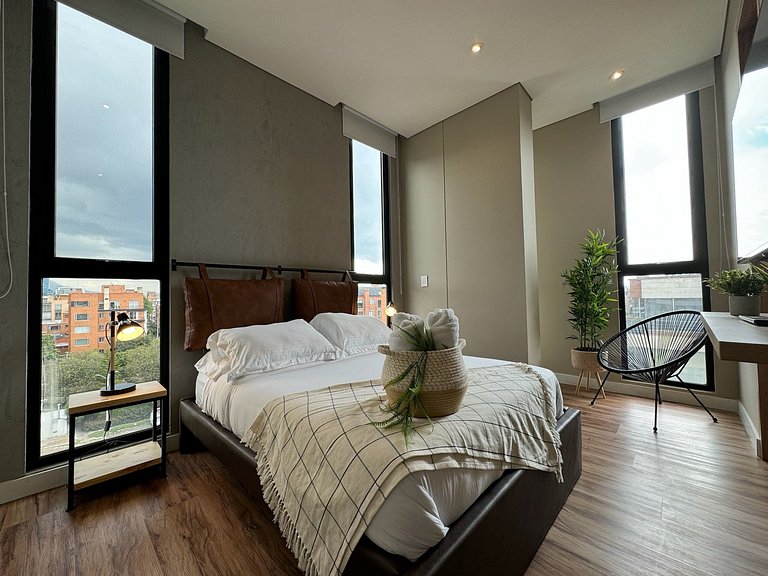 2BR with balcony, gym and coworking in Chicó